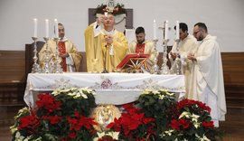 Besimtar&euml;t ortodoks&euml; kremtojn&euml; Krishtlindjen n&euml; Katedralen