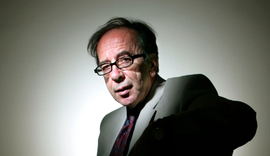 90-vjetori i lindjes s&euml; Ismail Kadares&euml;, gjeniut t&euml;