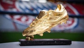 P&euml;r her&euml; t&euml; par&euml; n&euml; histori, nj&euml; shqiptar n&euml;