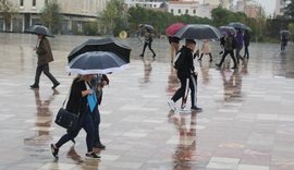 Mos harroni &ccedil;adrat, edhe sot nj&euml; dit&euml; e zymt&euml;!