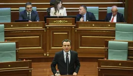 Votohet qeveria e re e Kosov&euml;s, Kurti 3