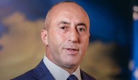 Ramush Haradinaj t&euml;rhiqet nga drejtimi i AAK-s&euml;