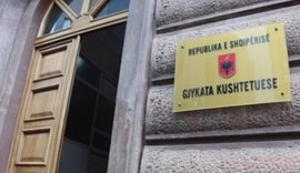 Kushtetuesja pranon pjes&euml;risht k&euml;rkes&euml;n e gjyqtar&euml;ve,