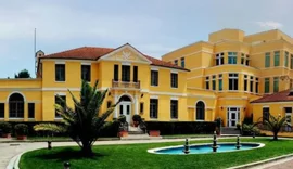 Ambasada e SHBA-s&euml; paralajm&euml;ron qytetar&euml;t p&euml;r protest&euml;n