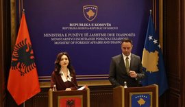 Kur nj&euml; flamur b&euml;het &ccedil;&euml;shtje gjyq&euml;sore