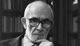 Ndarja nga jeta e akademikut Rexhep Qosja, Kumbaro: Nj&euml; figur&euml; e