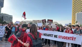 Protesta kund&euml;r projektit n&euml; Zv&euml;rnec, qytetar&euml;t