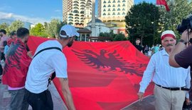 Dita e 10-t&euml; e protest&euml;s p&euml;r Zv&euml;rnecin, protestuesit