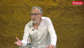 Rr&euml;fimi i rrall&euml; i Pandi La&ccedil;os: Historia e jet&euml;s sime!