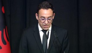 Djali i Fatos Nanos: Do të kujtojmë si baba, si shok dhe si burrë