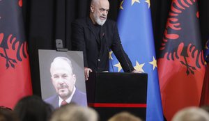 Rama: Mos vdeksh kurrë Fatos Nano!