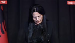 Xhoana Nano, fjalimi që emocionoi të gjithë!