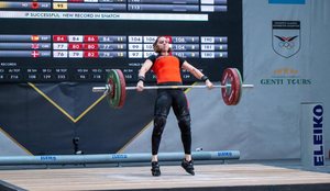 Gara e peshëngritjes, Enkileda Carja shpallet kampione e Europës