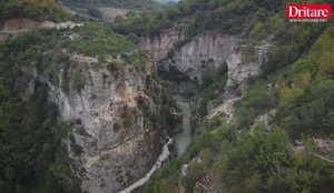 Skrapari i panjohur/ Një udhëtim mes kanioneve, legjendave të