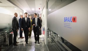 Ambasada e SHBA në Tiranë: Bashkëpunimi normalizohet pas