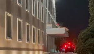 VIDEO/ Takimi me kryeministrin Edi Rama, Belinda Balluku largohet pas 8