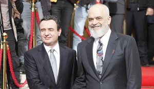 Si janë raportet me Kurtin? Rama: E keni kthyer telenovelë, e do,