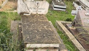 Varri i Petro Markos dhe turpi ynë!