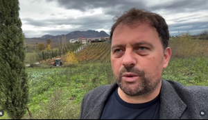 Altin Prenga për festat e nëntorit: Festojmë me flamuj