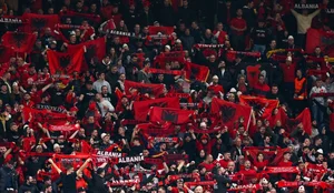 UEFA uron 113-vjetorin e Pavarësisë: Gëzuar Kombi i apasionuar