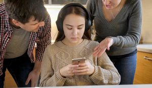 Studimi: Adoleshentët shqiptarë ushqehen mirë, por 75% kanë