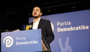 Ervin Salianji nis “Foltoren” në Durrës: Ky