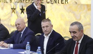 Berisha mbledh aleatët. Ja arsyeja!