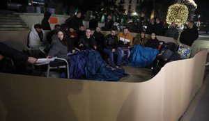 'Shqipëria Bëhet' protestë para Kryeministrisë