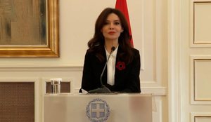 Nga ligji i luft&euml;s te pronat dhe mbrojtja sociale n&euml; Greqi. Mesazhet e