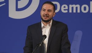 Salianji i p&euml;rgjigjet Berish&euml;s: Akuzat p&euml;r Suel &Ccedil;el&euml;n