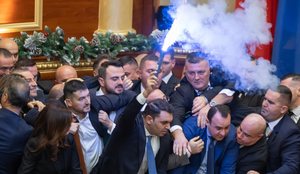 &Ccedil;far&euml; nuk u pa nga seanca sot! Gjith&ccedil;ka n&euml; foto!