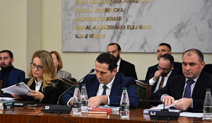 Seanca e par&euml; mbi Ballukun n&euml; Kuvend, nj&euml; er&euml; e re n&euml;