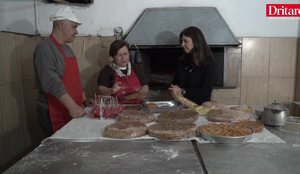 Bakllava dhe kujtime! Nj&euml; udh&euml;tim n&euml; koh&euml;, nga furra e