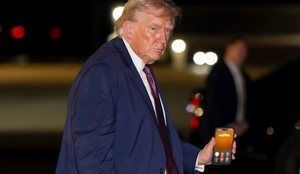 Administrata Trump shkarkon gati 30 ambasador&euml;