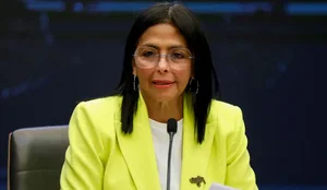 Trump paralajm&euml;ron udh&euml;heq&euml;sen e re t&euml; Venezuel&euml;s: Mund