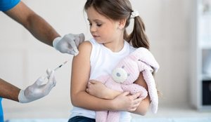 Trump ndryshon rr&euml;nj&euml;sisht kalendarin e vaksinave p&euml;r