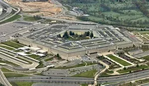 Kur Amerika vendosi p&euml;r fatin e Shqip&euml;ris&euml;. Flet Roland Bimo