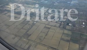 FOTO/ Shqip&euml;ria n&euml;n uj&euml;, pamje nga avioni!