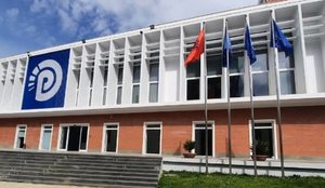 PD mbledh nes&euml;r Kryesin&euml;, ja p&euml;rse!