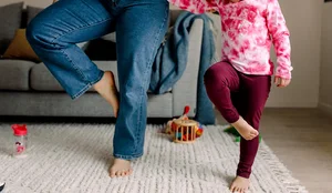 Pse q&euml;ndrimi n&euml; nj&euml; k&euml;mb&euml; &euml;sht&euml; m&euml; i