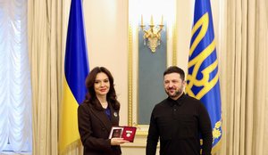 Zelensky dekoron Spiropalin n&euml; Kiev me Urdhrin e Lart&euml; Shtet&euml;ror