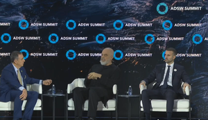 T&euml; duket vetja pasardh&euml;s i Platonit dhe Aristotelit, por nuk je.