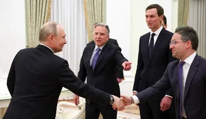 Takim n&euml; or&euml;t e vona n&euml; Kremlin! Putini me t&euml; d&euml;rguarit