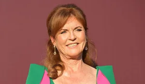 Zbulohen mesazhet e Sara Ferguson me Epstein. Po &ccedil;far&euml; lidhje