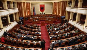 Sot Kuvend! Seanca e sotme vendos fatin e reform&euml;s Territoriale! Lamallari