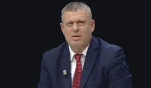 Shk&euml;lqim Hajdari em&euml;rohet Prefekt i Tiran&euml;s