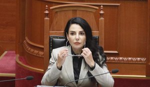 Gjykata Kushtetuese pritet t&euml; vendos&euml; sot p&euml;r