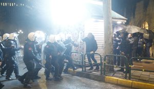 Erion Bra&ccedil;e: P&euml;rplasjet pran&euml; Kuvendit po