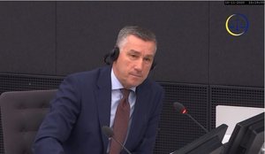 Dita e kat&euml;rt e gjyqit n&euml; Hag&euml;, vijon mbrojtja e Kadri Veselit!