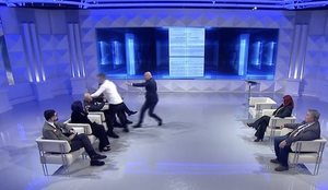 Berat Buzhala godet Albatros Rexhajt n&euml; emisionin Opinion